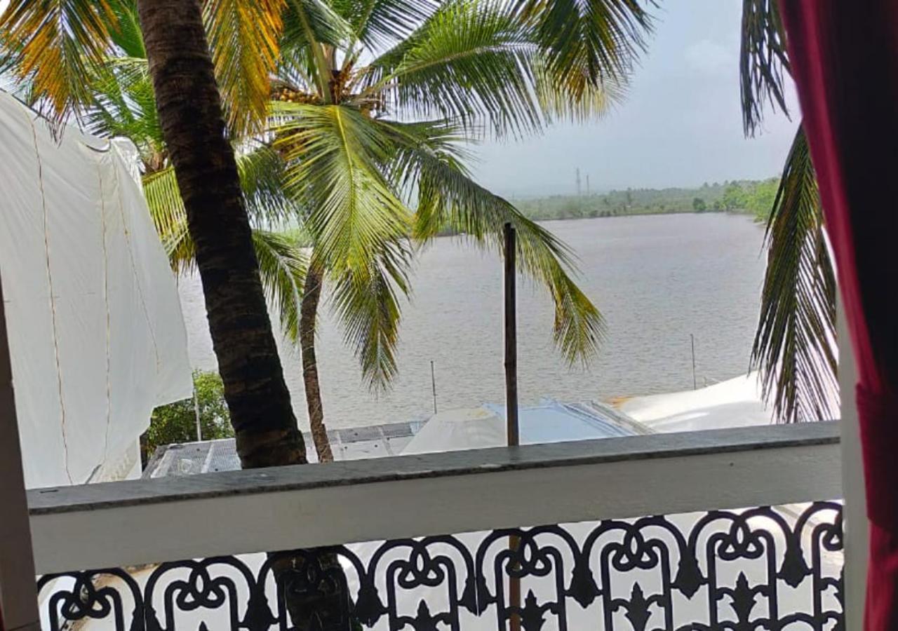 M Aples Jacks Place Hotel Cavelossim Ngoại thất bức ảnh