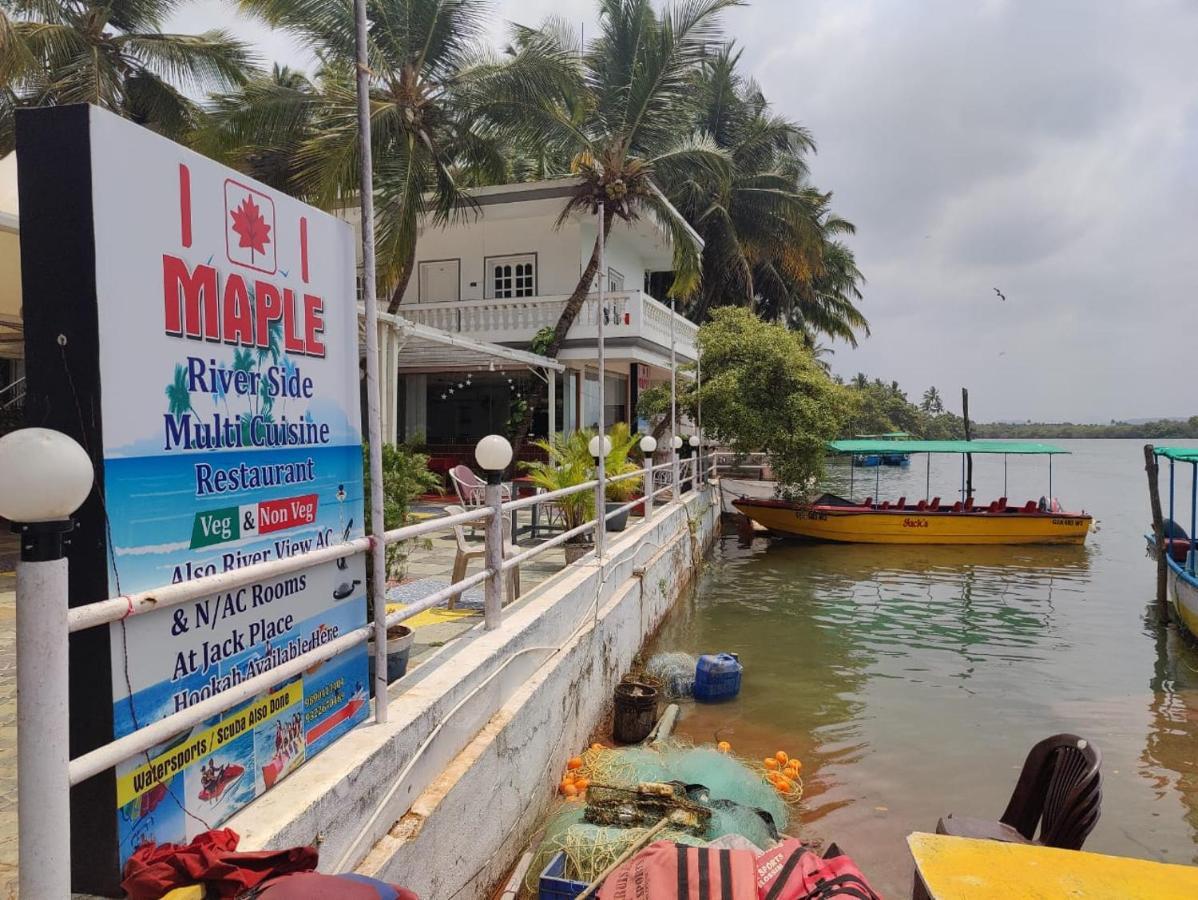 M Aples Jacks Place Hotel Cavelossim Ngoại thất bức ảnh